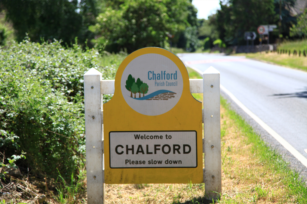chalford_welcome_sign